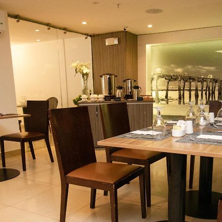 Ramada By Wyndham Panama Via Argentina Hotell Exteriör bild