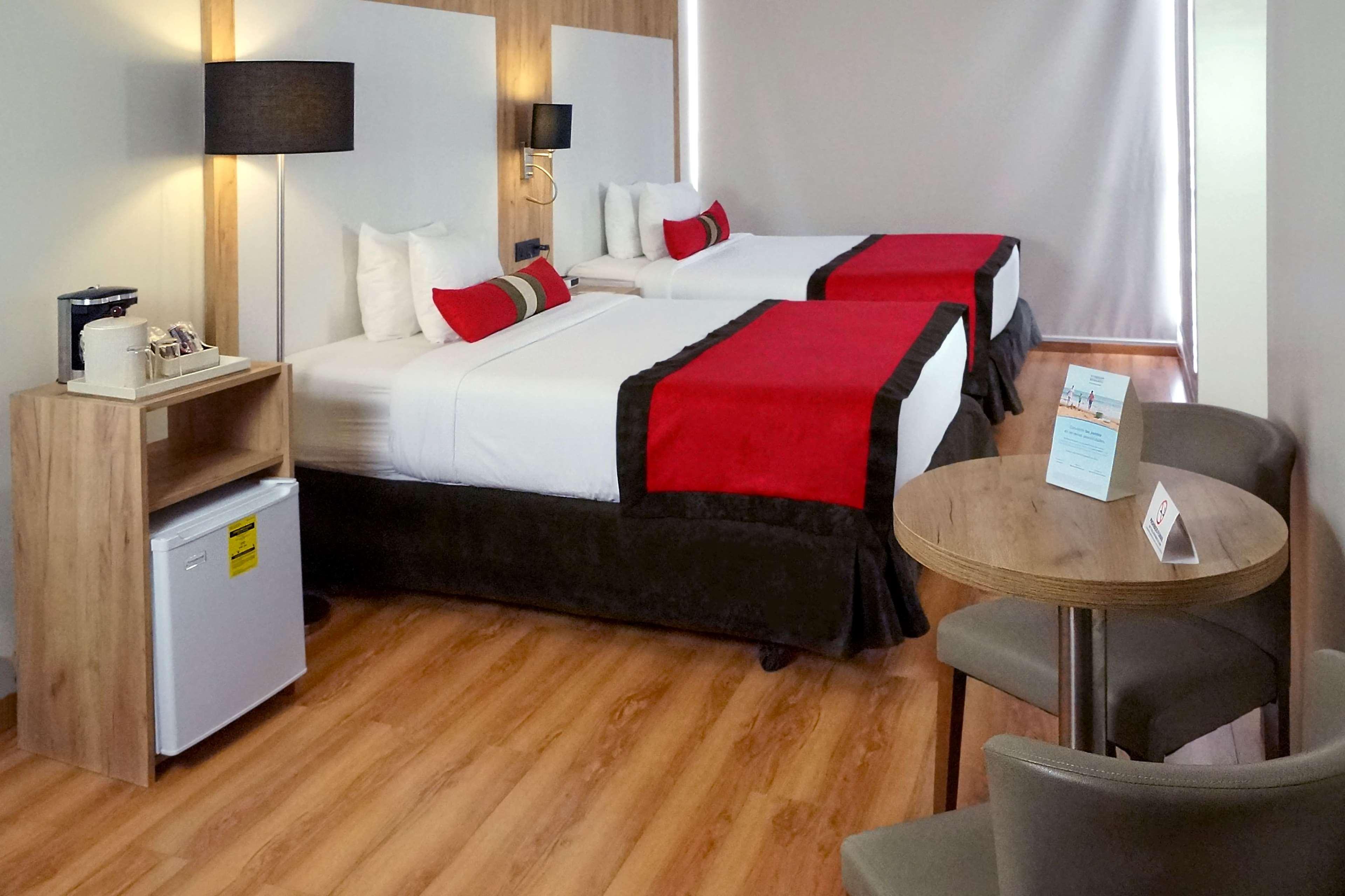 Ramada By Wyndham Panama Via Argentina Hotell Exteriör bild