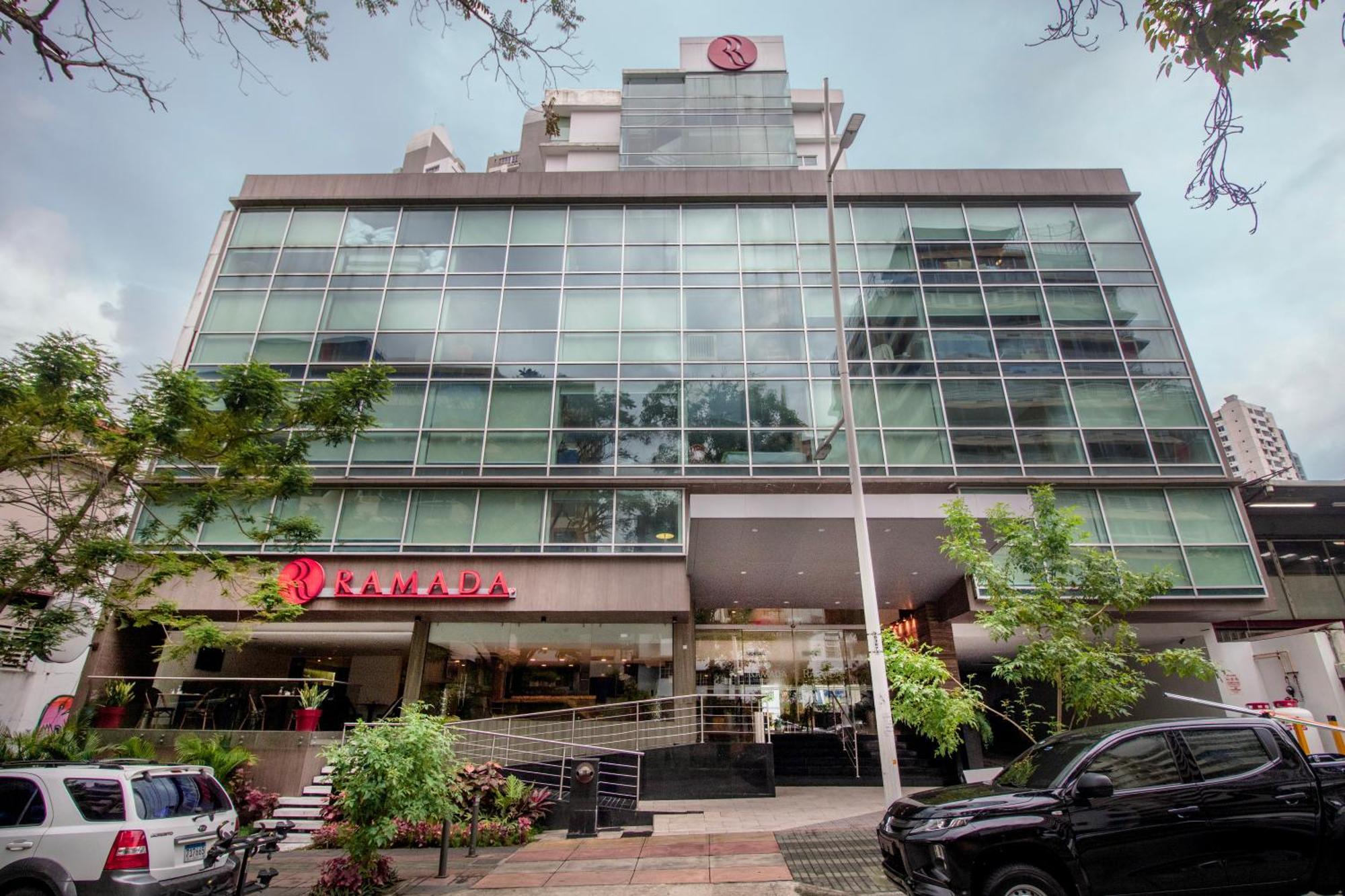 Ramada By Wyndham Panama Via Argentina Hotell Exteriör bild