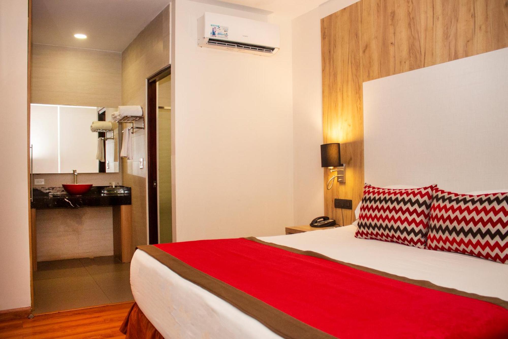 Ramada By Wyndham Panama Via Argentina Hotell Exteriör bild