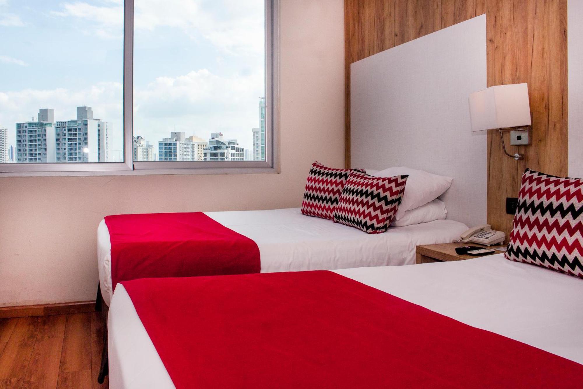 Ramada By Wyndham Panama Via Argentina Hotell Exteriör bild