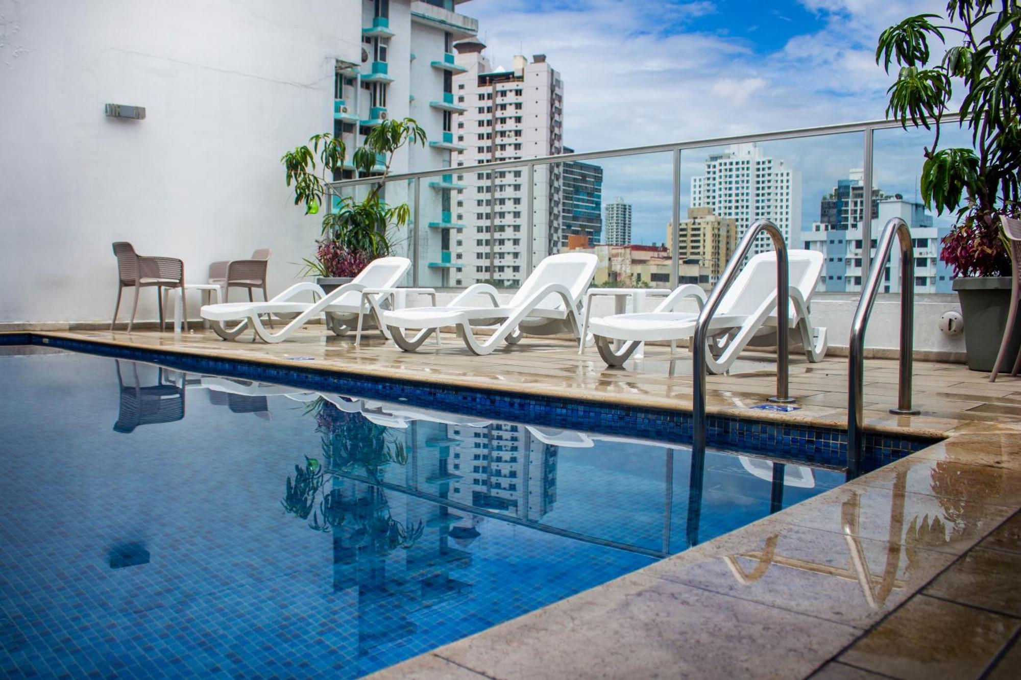 Ramada By Wyndham Panama Via Argentina Hotell Exteriör bild
