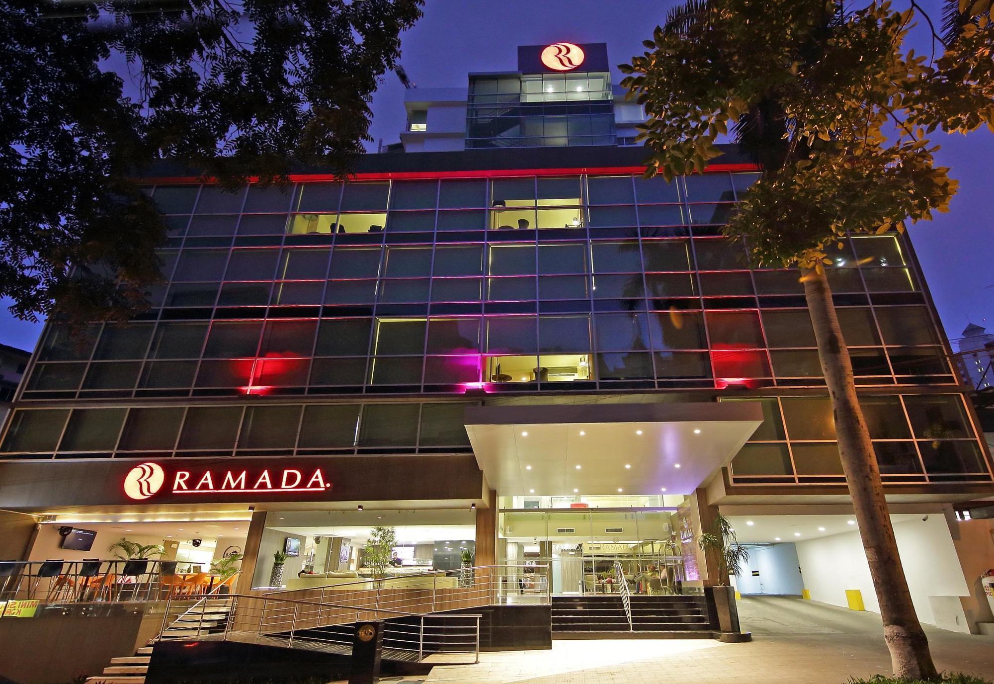 Ramada By Wyndham Panama Via Argentina Hotell Exteriör bild